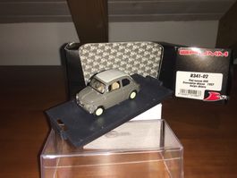Fiat nuova 500 economica Chiusa 1/43 beige chiaro