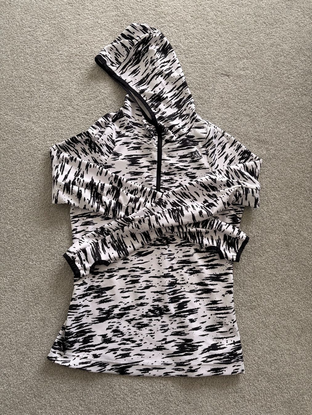Adidas Maglioni & Felpe: Adidas Kapuzenshirt – Usato da Küsnacht ZH venduto da Snowflake001