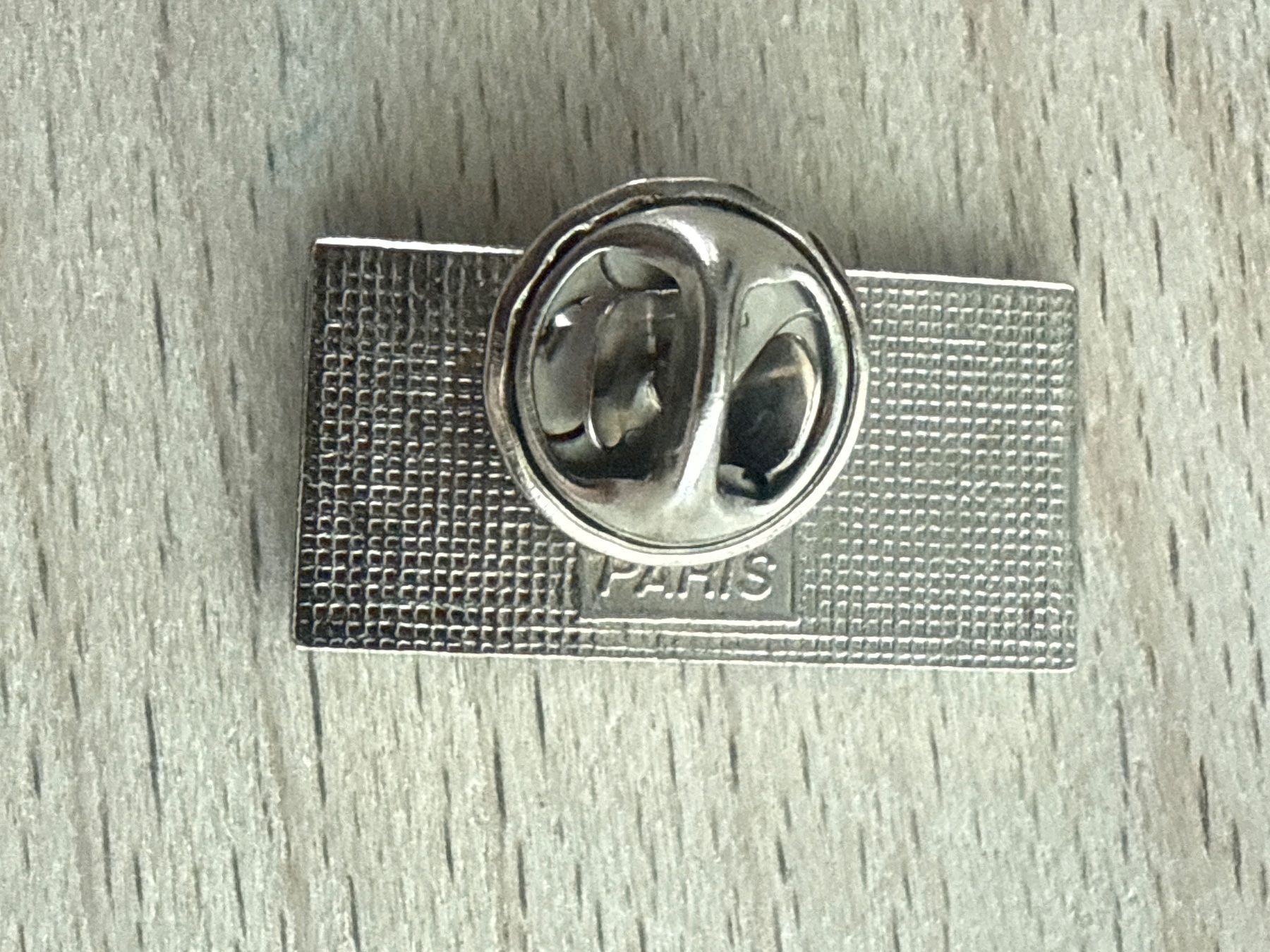 Plaquettes & Badges: Pin CANAL+ – D'occasion à Glattbrugg par Schweigmatt 1