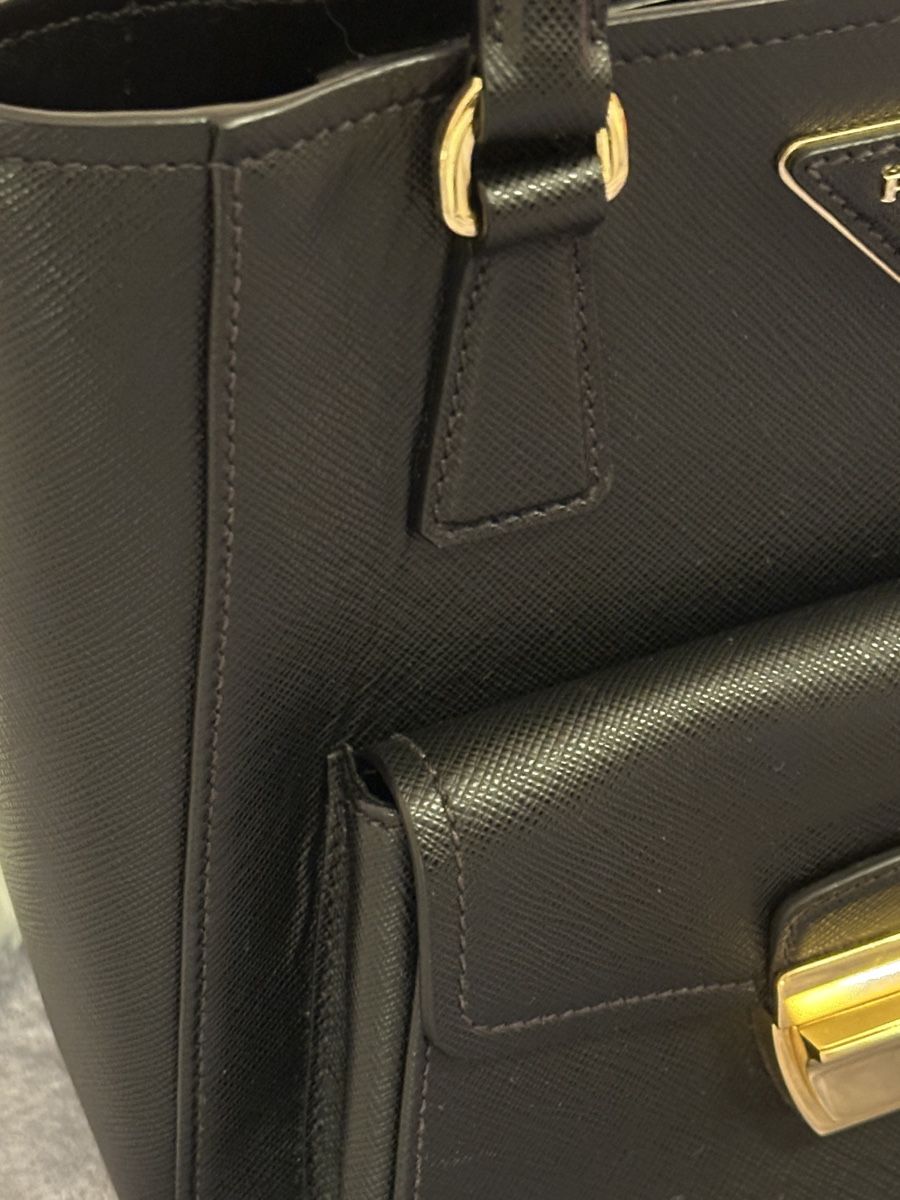 Prada Borse da donna: Schicke Prada Handtasche, schwarz - ein echter Hingucker! – Nuovo (secondo la descrizione) da Burgdorf venduto da menina04 3