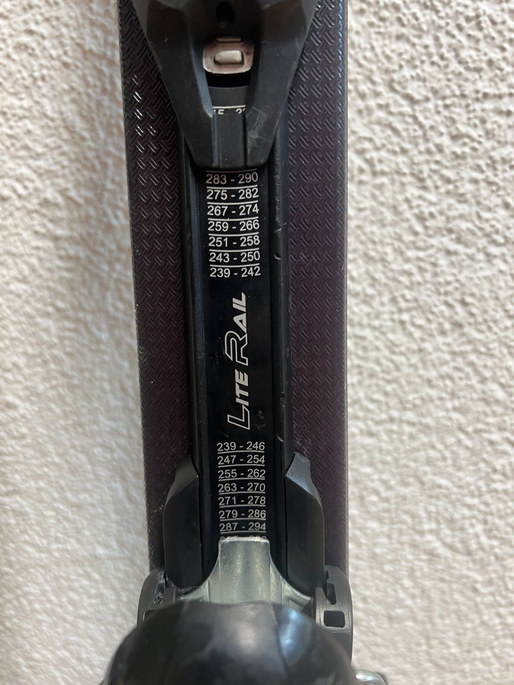 Head Sci: Head Kinder Ski Spartacuche 126cm – Usato da Oberbüren venduto da Swictch 2