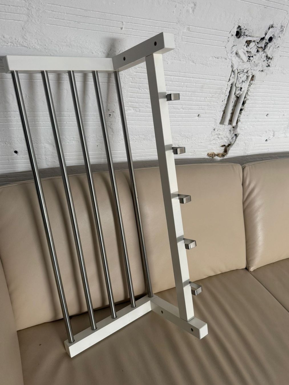 Regale: wandgardorobe – Gebraucht aus Dietikon von arj_lrs8