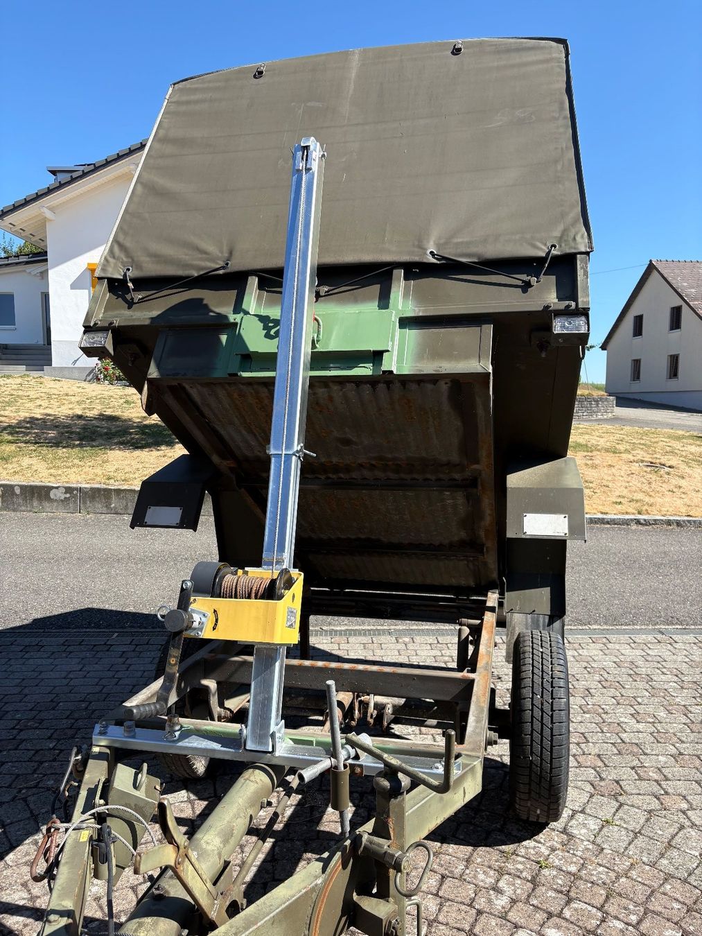 Remorques: Armee Anhänger – D'occasion à Dürrenäsch par piranha24 3
