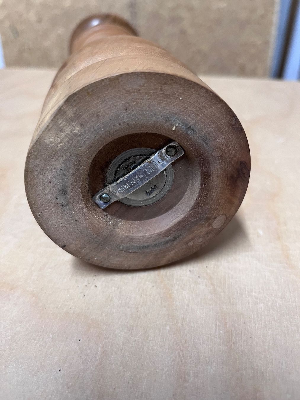 Elettrodomestici da cucina: Pfeffermühle aus Holz – Usato da Russikon venduto da sparklingvision 2
