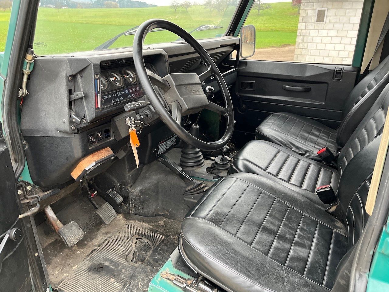 Land Rover Automobili: Land Rover 90 TD Defender – Usato da Sirnach venduto da MaechlerAutomobile 4