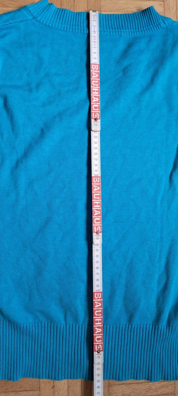 Maglioni & Felpe: Sehr schöner hellblauer Strickpullover, extralange Ärmel – Usato da Eschert venduto da PS.. 2