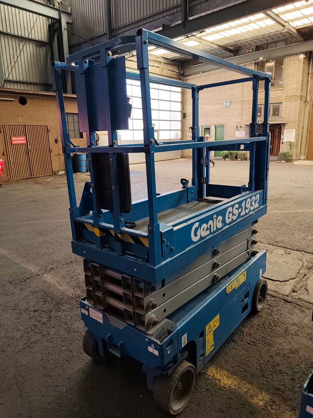 Hebebühne & Wagenheber: Scherenbühne Genie GS 1632 – Gebraucht aus Schlieren von ZauggSchlierenAG 1
