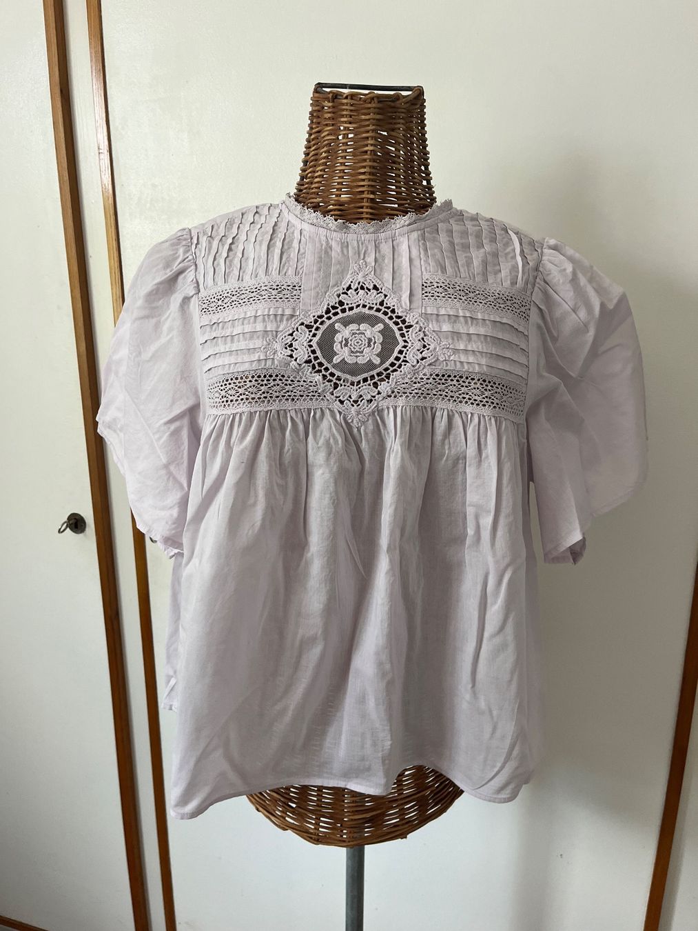 H&M Chemisiers: Bluse von H&M Gr. M helllila – Neuf (Voir description) à Utzenstorf par Ismaele 3