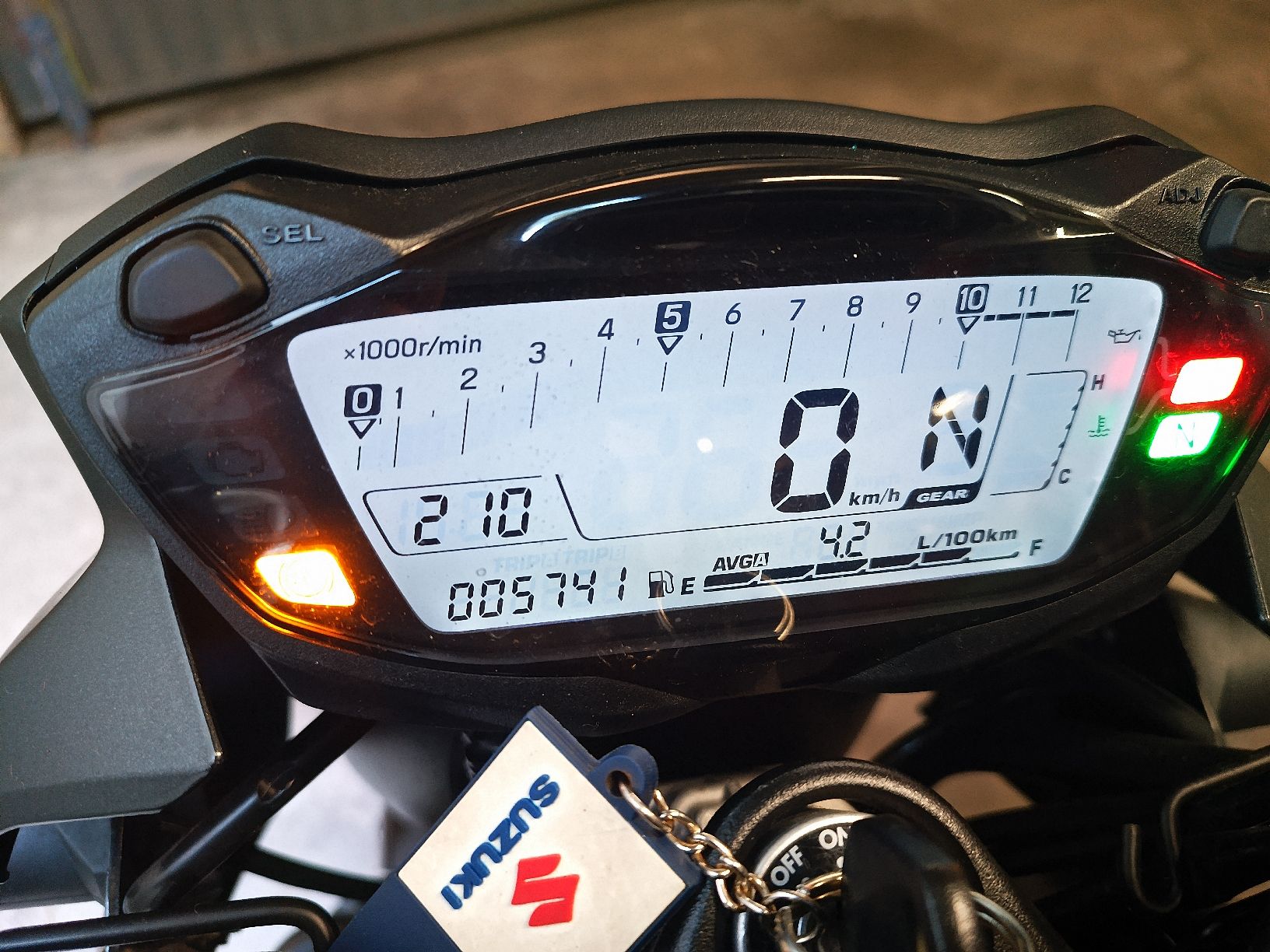 Suzuki Strada: Suzuki SV 650 – Nuovo (secondo la descrizione) da Siebnen venduto da lin_p99y 3