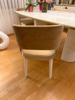 Beige stühle