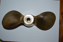 HELICE  POUR  BATEAU    en bronze