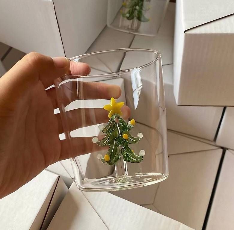 Tutte le decorazioni: Christmas Glass Cup - BRAND NEW – Usato da Auvernier venduto da cai_9v9y 2