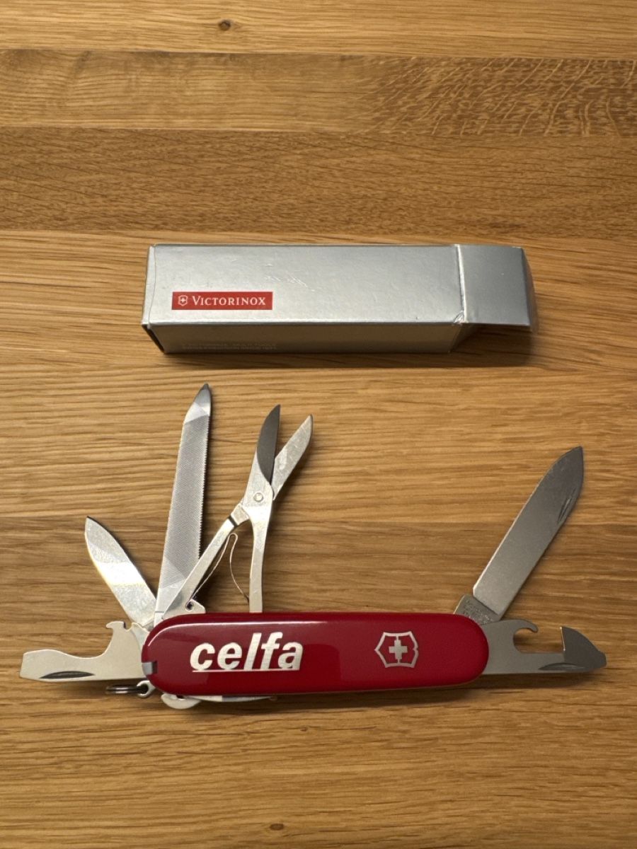 Victorinox Coltelli tascabile: Victorinox Mountaineer Sackmesser Celfa – Nuovo e nell'imballaggio originale da Baar venduto da Frigo27