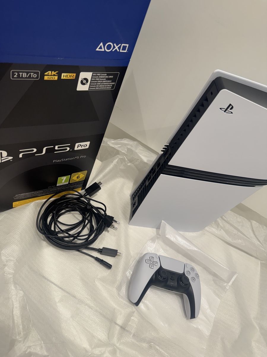 Sony Console: PS5 Pro 2TB – Usato da Muttenz venduto da LioLio24 2