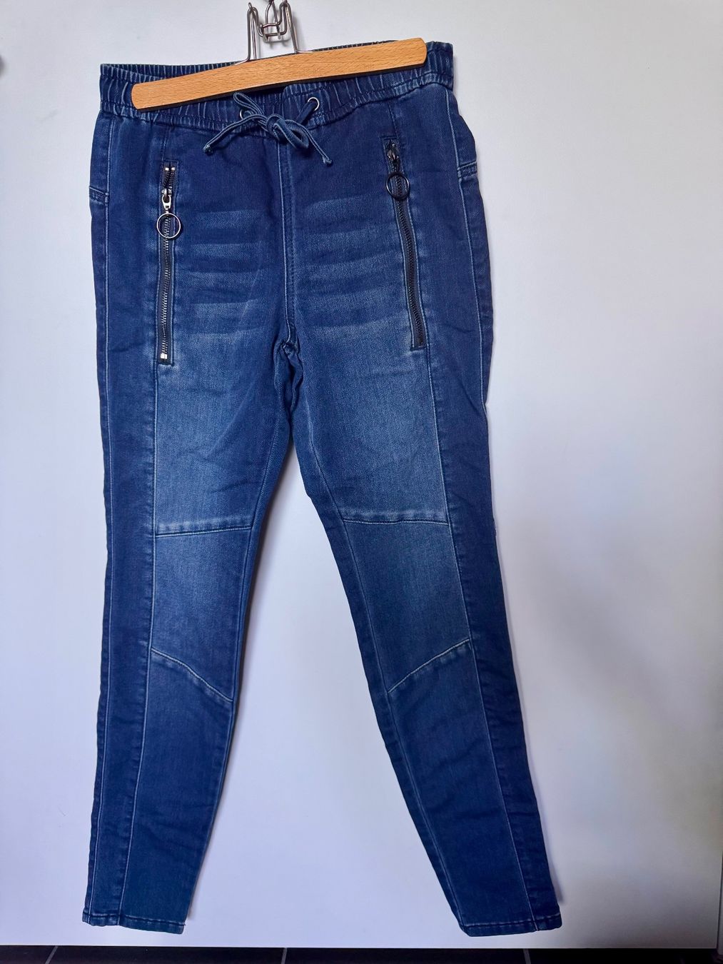 Tom Tailor Pantaloni: Loose Fit Hose Gr. 25/32 Tom Tailor – Usato da Rothrist venduto da Fondgruebe
