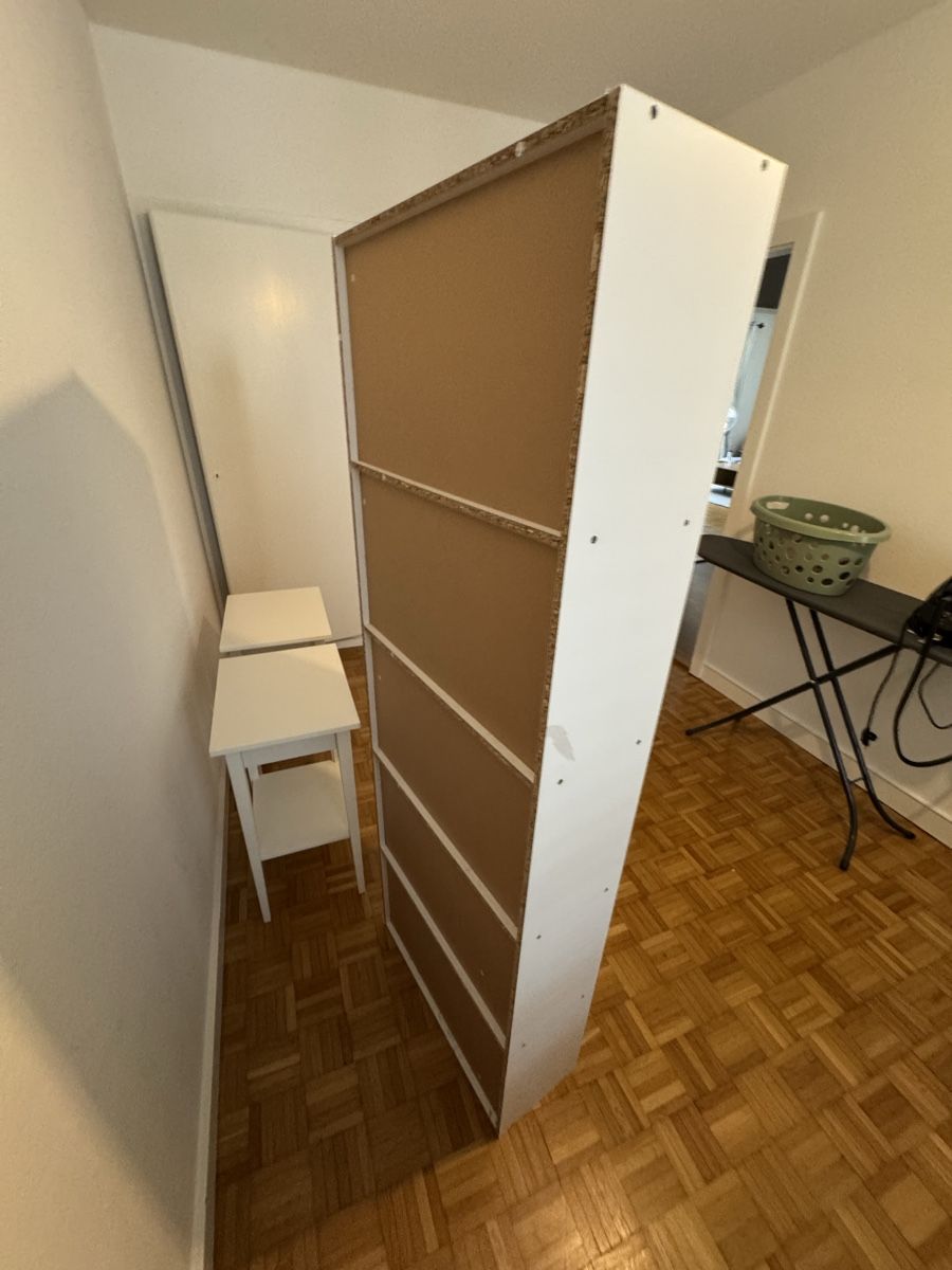 Scaffali: White Bookshelf 5 Shelves Good Condition – Usato da Neuchâtel venduto da ami_fl7g 2