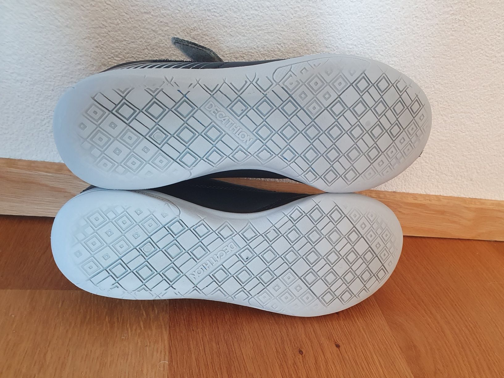 Decathlon Scarpe da uomo: Kipsta Futsal Hallenschuhe Gr. 36 – Usato da Villars-sur-Glâne venduto da richardette 5