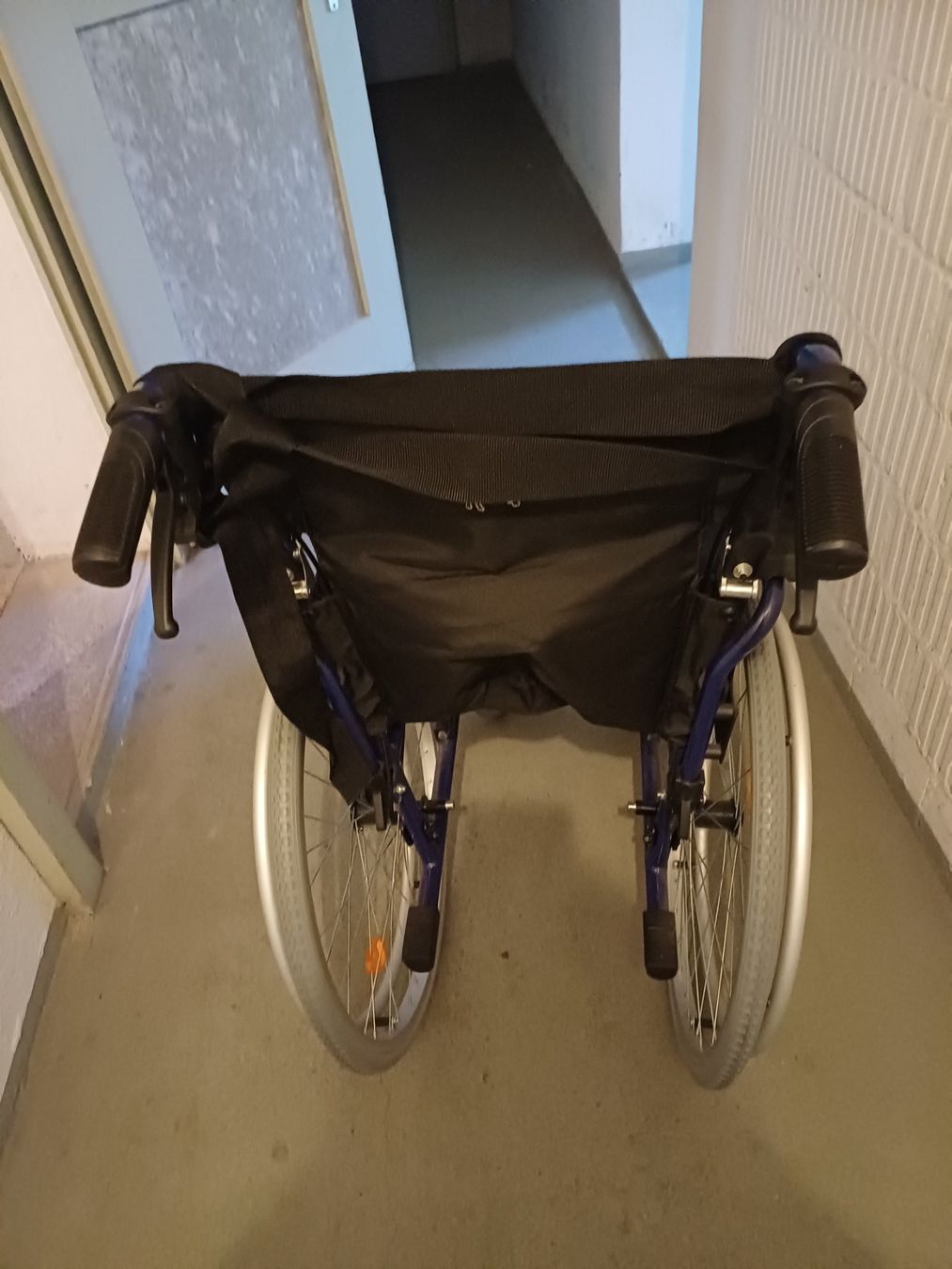 Sedie a rotelle: Rollstuhl – Usato da Lichtensteig venduto da Mavojkj 2