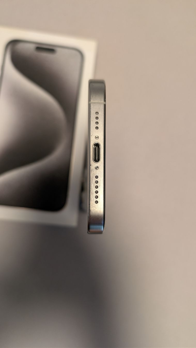 Apple Telefoni cellulari / Smartphones: Apple iPhone 15 Pro Max 512GB – Usato da Basel venduto da darko_mi 6