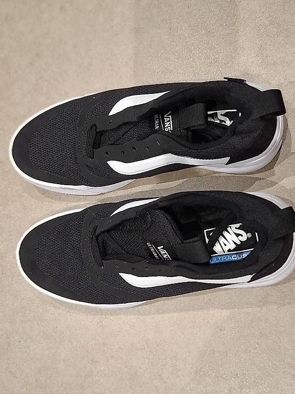 Scarpe da uomo: Vans – Nuovo e nell'imballaggio originale da Bern venduto da MNBS69