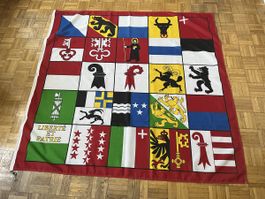 Fahne mit Schweizer Kantonswappen