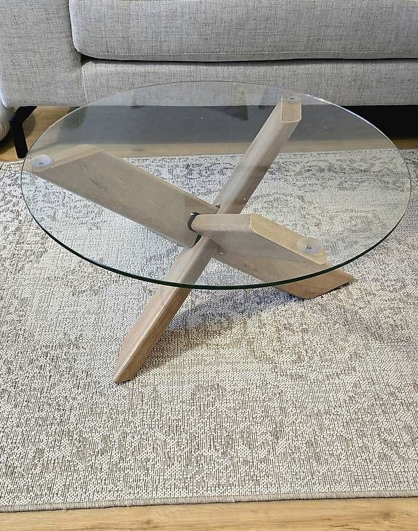 Tische: Couchtisch mit Glasplatte – Gebraucht aus Zollikofen von didi222
