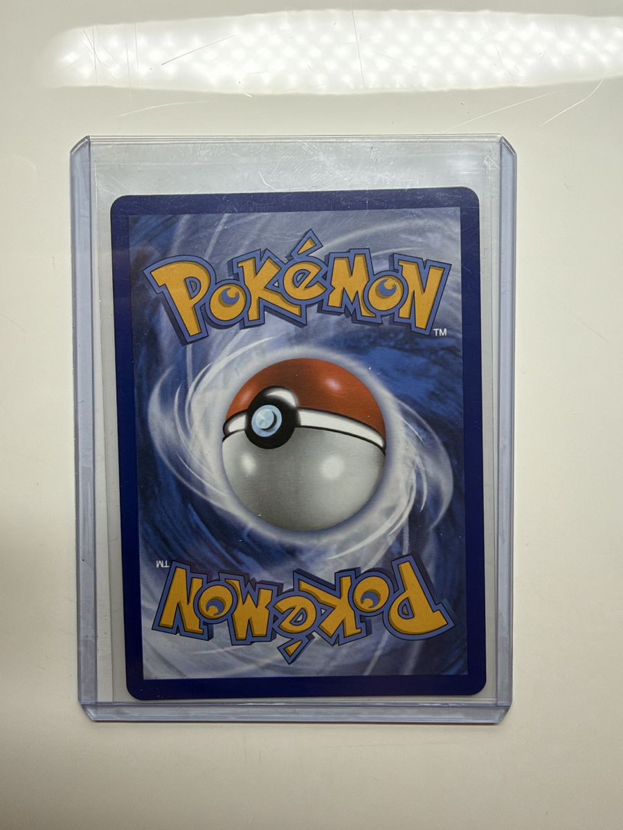Pokémon Carte collezionabili: Pokémon 30th Pikachu 58/102 – Nuovo (secondo la descrizione) da Versoix venduto da nicomrn_ 1