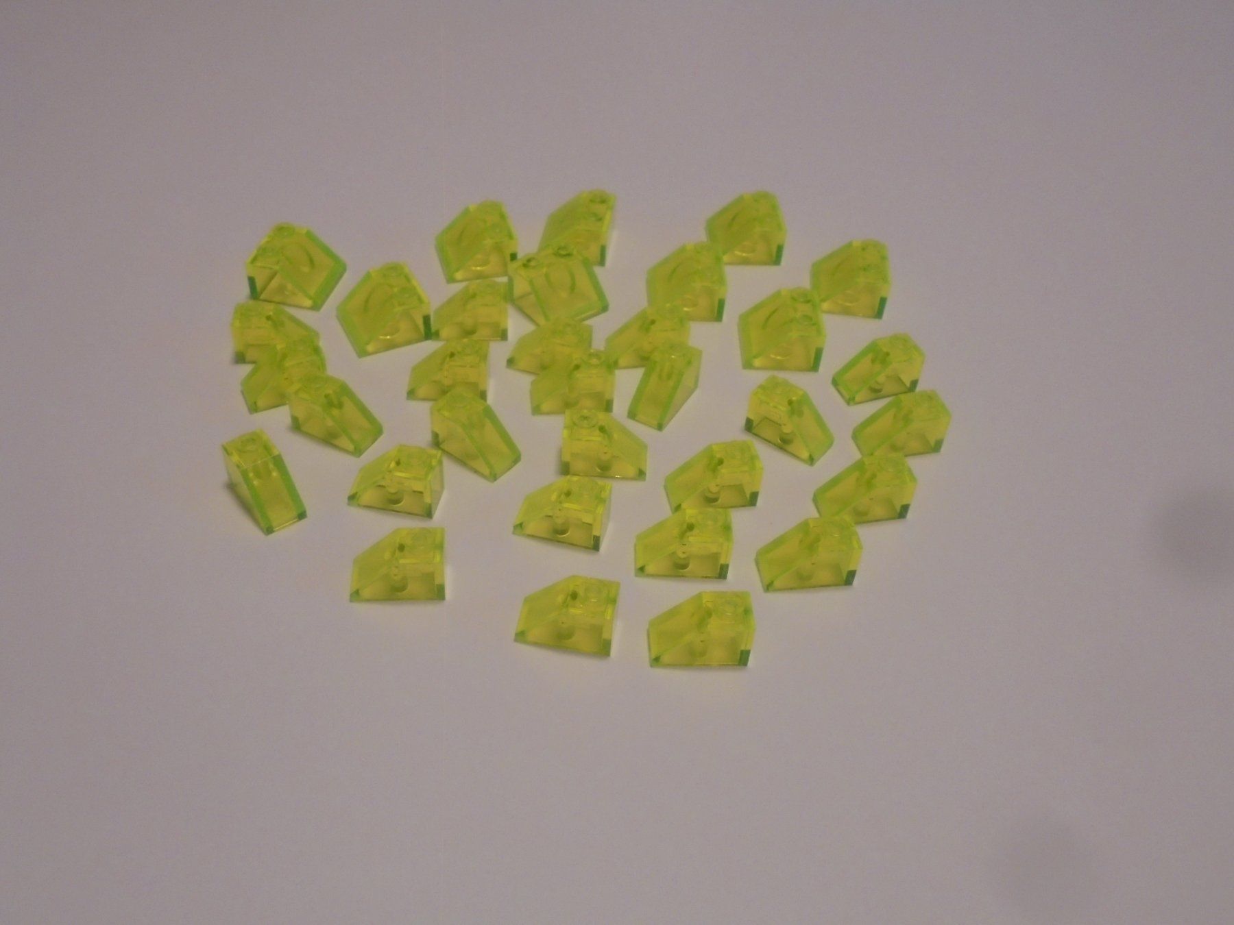 Lego Giocattoli: LEGO - DIVERSE - TRANSPARENTE - NEON - SCHRÄG - STEINE – Usato da Gelterkinden venduto da ajdt4