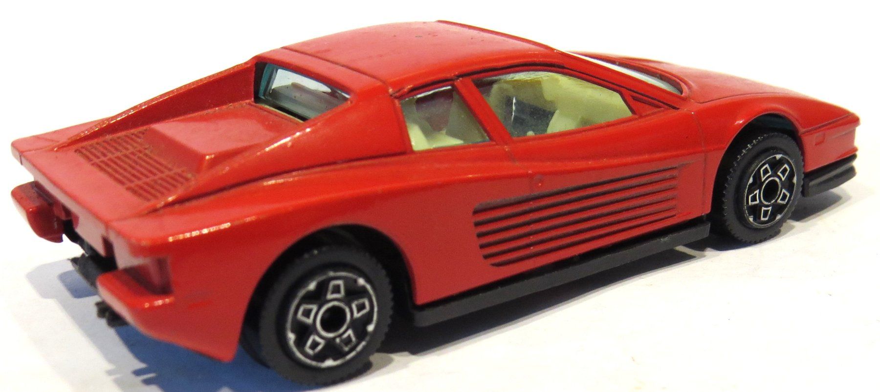 Ferrari Modellini d'auto: 1:43 Ferrari Schrottplatz – Difettoso da Ettingen venduto da Burago 2