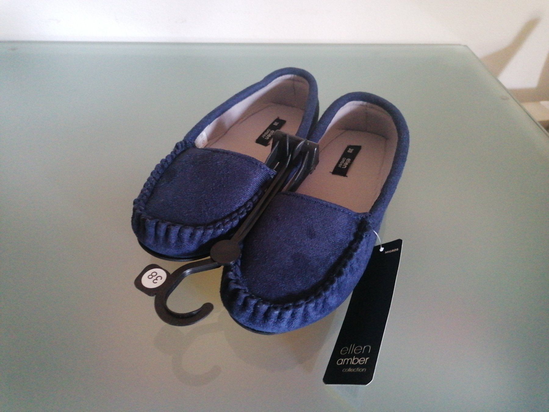 Scarpe da uomo: Ellen Amber Hausschuh Grösse 38 – Nuovo e nell'imballaggio originale da Bäch SZ venduto da Swissy46 1