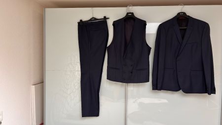 HUGO BOSS Herrenanzug 3-teilig Gr. 54 Schurwolle