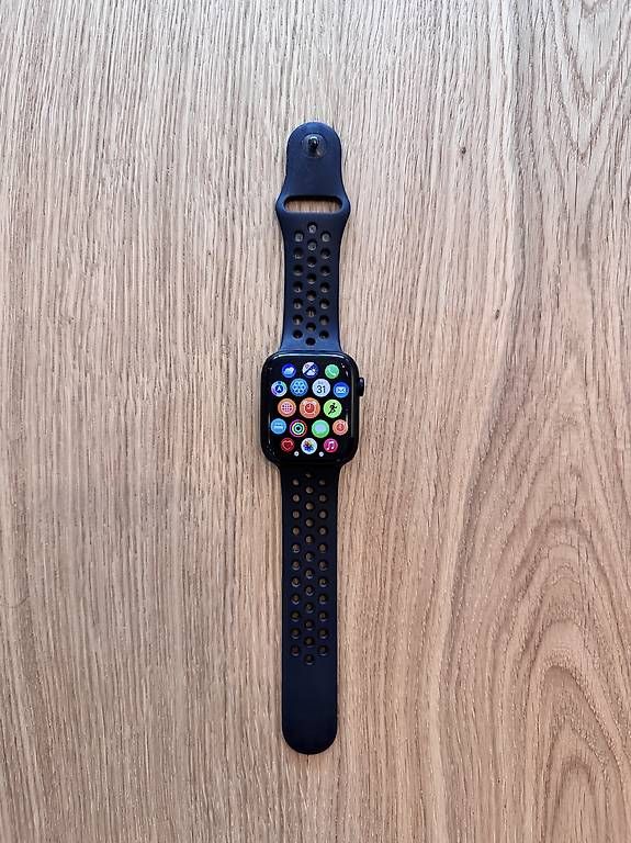 Apple Smartwatch: Apple Watch 7 45mm Nike GPS LTE – Usato da Hedingen venduto da nic_2sz7 1