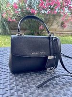 Sac à main Michael Kors Ava cuir saffiano noir