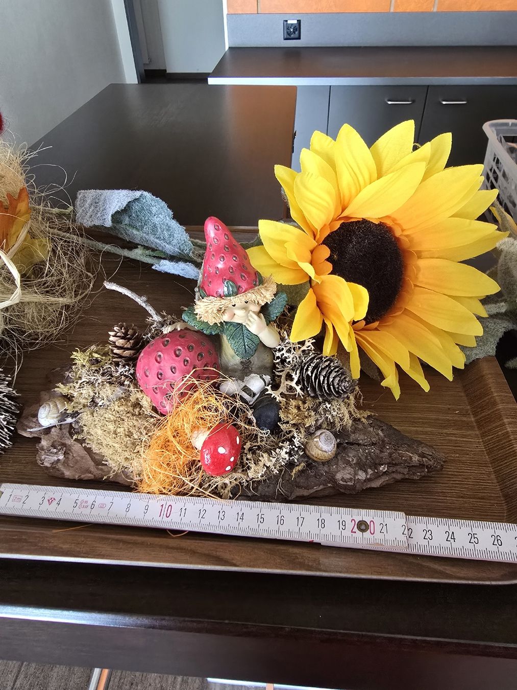 Alle Dekorationen: Herbstdekoration, Sonnenblume, Igel, Pilze – Gebraucht aus Morschach von Monikawi 1
