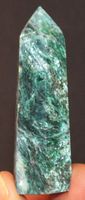 Deko - Heilsteine N-40– Grüner Glimmer Euchlorit Obelisk 6cm