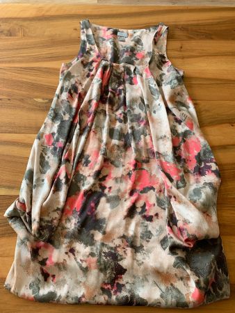 H&M wunderschöne Tunika mit seitlichen Taschen Grösse 34
