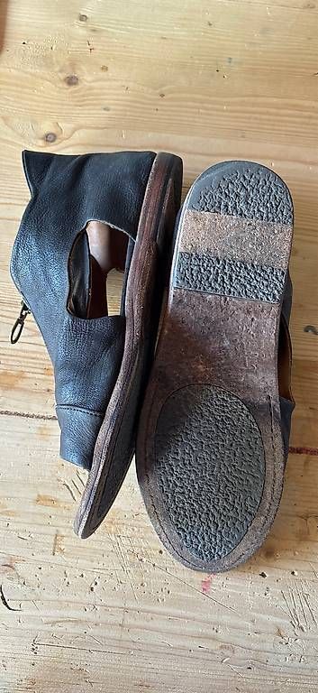 Damenschuhe: Ledersandale schwarz – Gebraucht aus Bern von geronimo028 1