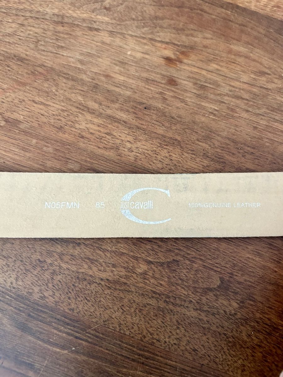 Roberto Cavalli Gürtel: Ceinture Just Cavalli cuir 85 – Gebraucht aus Nyon von adelaidem 2