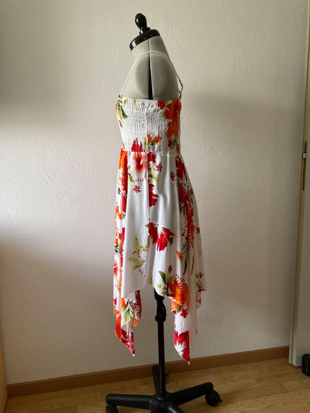 Kleider: Sommerkleid Gr. M – Gebraucht aus Samedan von chickenrun01 1