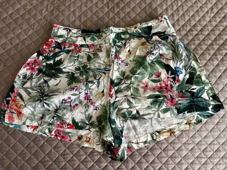 Oysho shorts XS