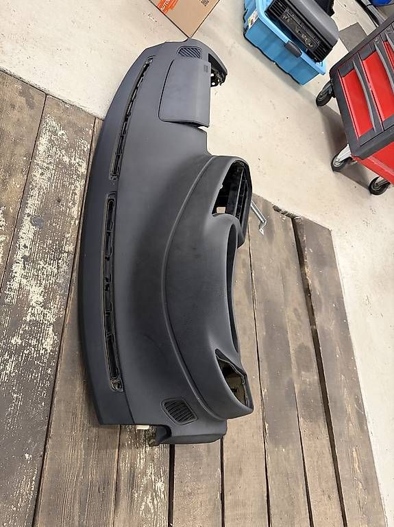 Alle Autoersatzteile: BMW E36 Amaturenbrett  – Gebraucht aus Münchwilen AG von Vinnis 1