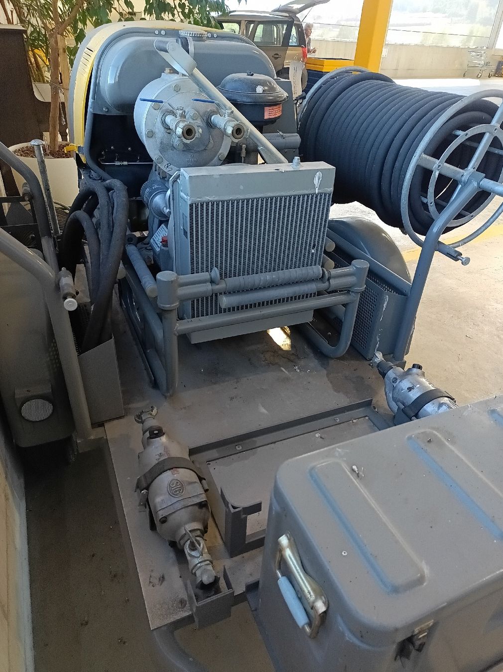 Compressori: Armee/Zivilschutz Kompressor  – Usato da Riet (Neftenbach) venduto da arm_8255 8