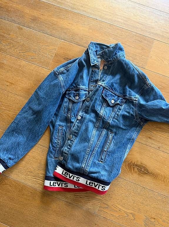 Giacche: LEWIS JEANSJACKE TOP – Usato da Schindellegi venduto da Poshanna 2