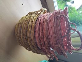 12 Stück Osterkorb Weidenkorb mit Henkel neu rosa gelb