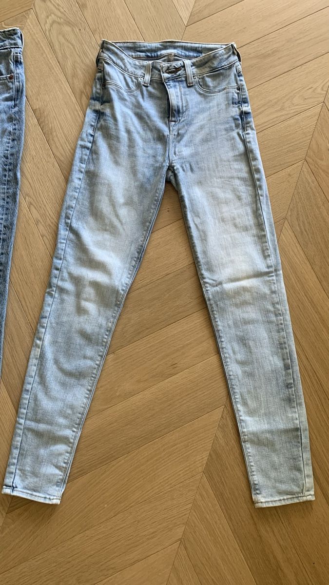Zara Jeans: 1 Jeans ZARA + 1 Jeans KOAJ XS/S – Usato da Zürich venduto da Angela_Fashion_Lover 3