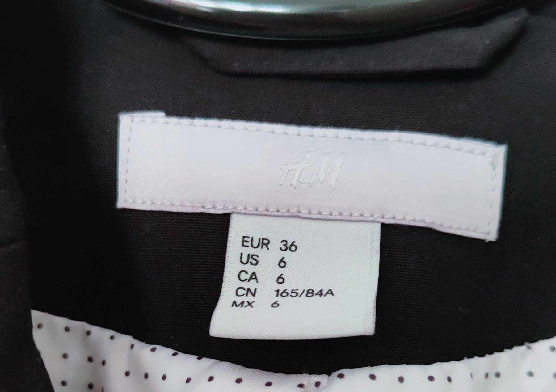 H&M Giacche: Blazer schwarz Grösse 36 – Usato da Zürich venduto da tweetys78 2