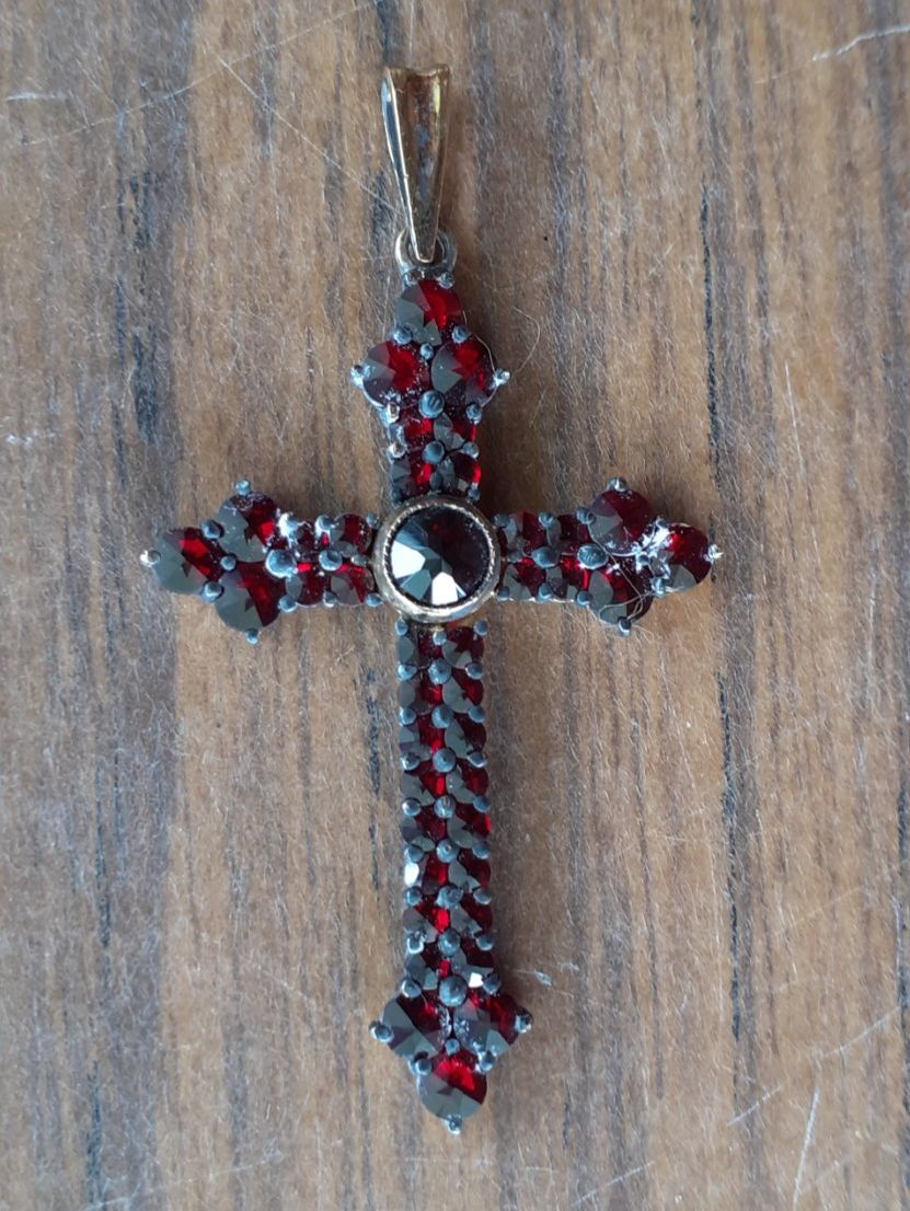 Pendentifs: antiker Anhänger Kreuz Granate – D'occasion à Mörschwil par antiksalon21 2