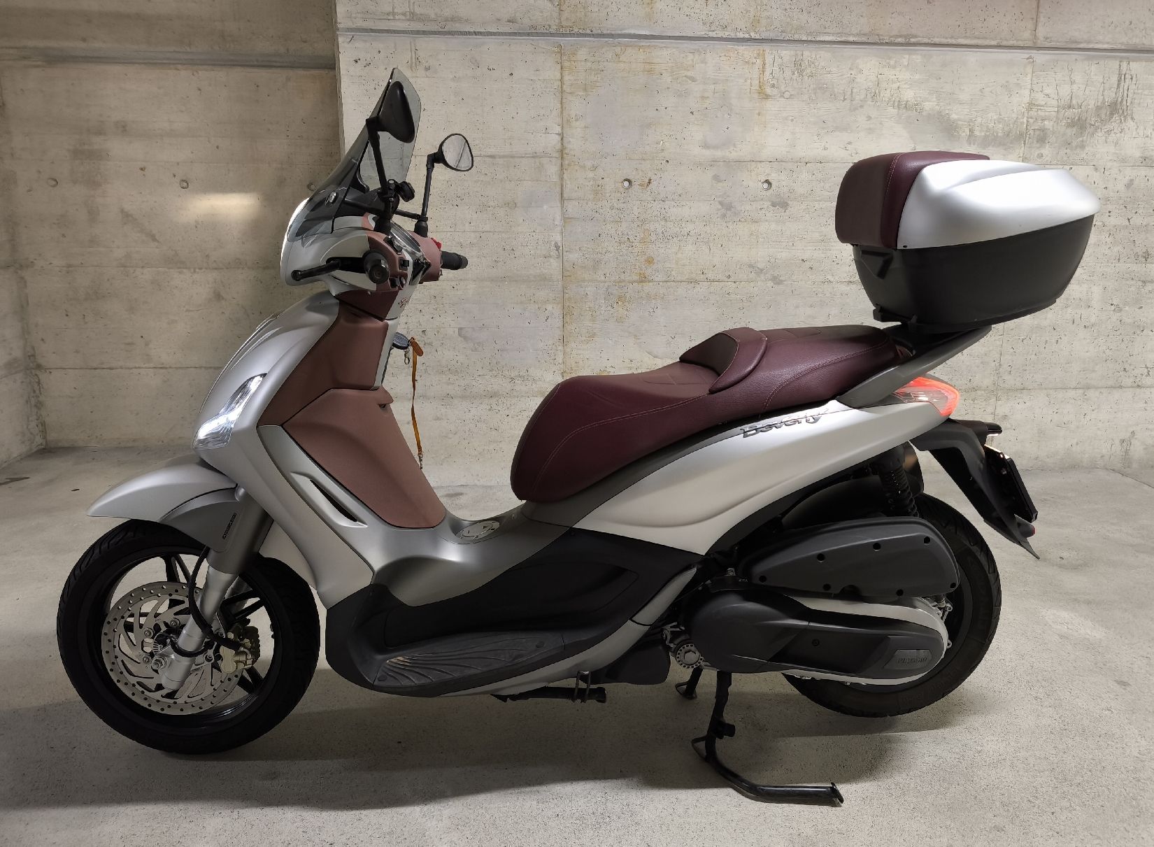 Piaggio Scooter: Piaggio Beverly 350I.E.ABS – Usato da Volketswil venduto da Oliver36 1