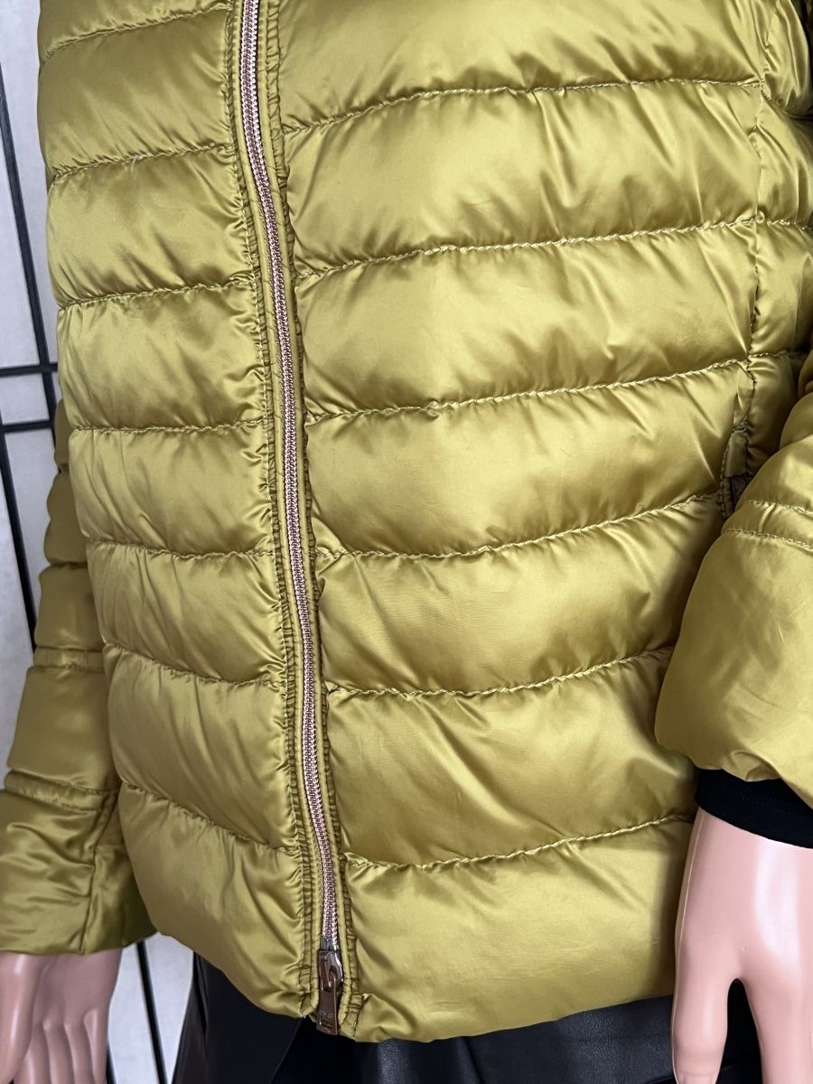 Marc Cain Giacche: MARC CAIN DAUNENJACKE, 2/36, neuwertig – Usato da Bergdietikon venduto da pinkerton13 4