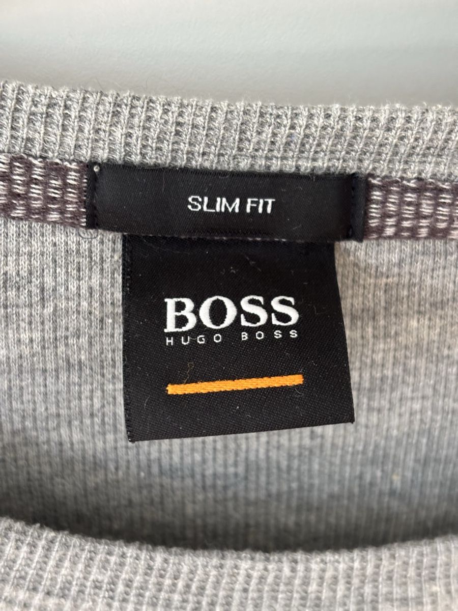 Hugo Boss Pulls & Sweat-shirts: Boss Baumwolle Pullover grau M  – D'occasion à Fribourg par dafral 1